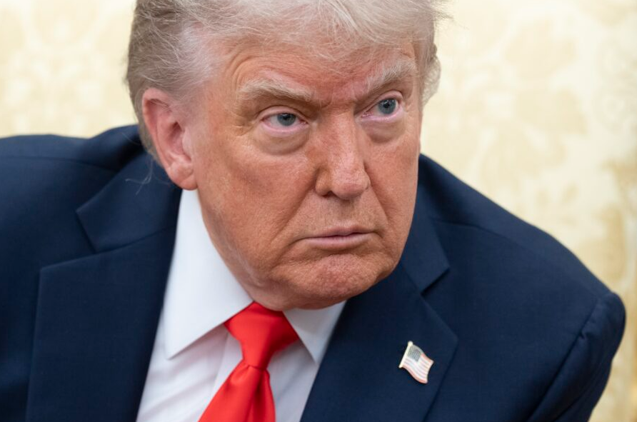 Трамп размислува за приклучување на САД кон израелскиот напад врз Иран, советниците поделени