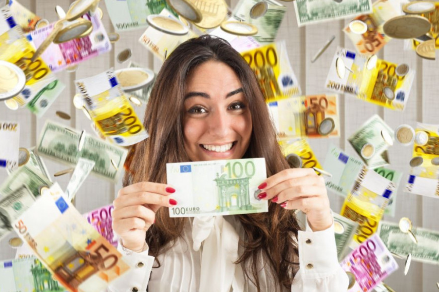 Три хороскопски знаци ги очекува период на позитивни промени, но и огромна финансиска добивка