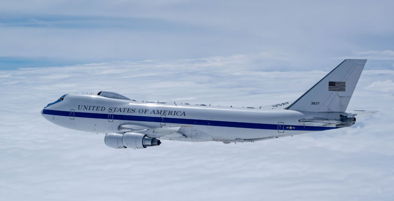 Американското воздухопловство ја разјасни мистеријата со „авионот за судниот ден“ – еве зошто имал специјален лет