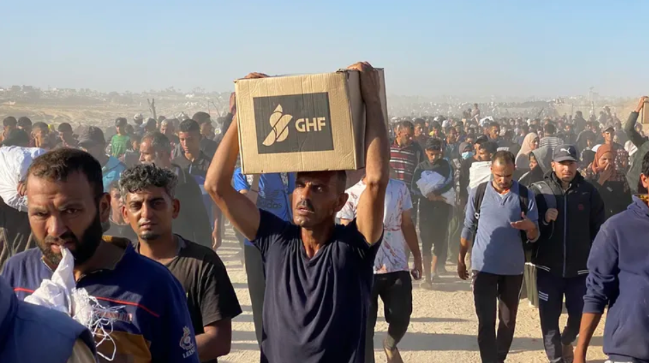 Најмалку 25 лица загинаа во најновите израелски напади во Појасот Газа: Убиените Палестинци чекале хуманитарна помош