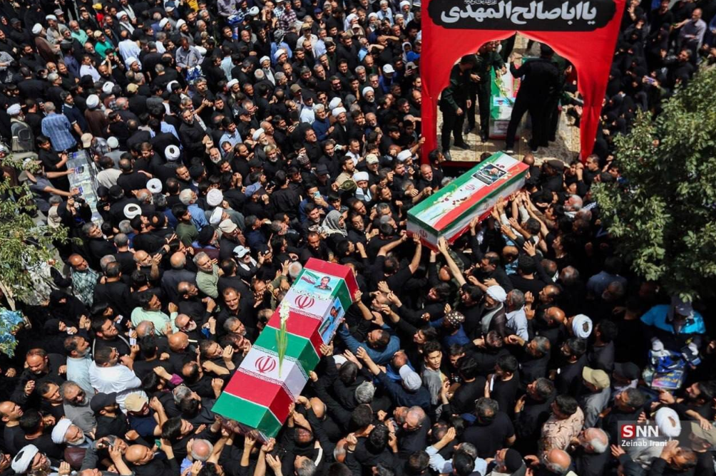 Иран се прости од загинатите воени команданти и научници по конфликтот со Израел