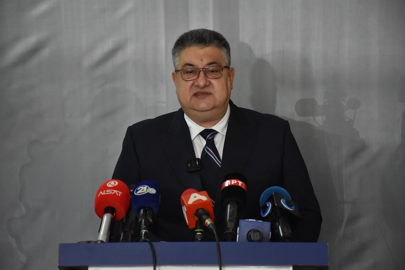 Минчев: Направивме историски исчекор во реформата на јавната администрација со усвојување на три клучни закони