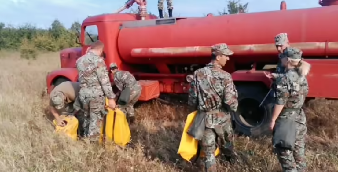 Повеќе од 50 застарени воени возила ќе бидат пренаменети за гаснење на шумски пожари