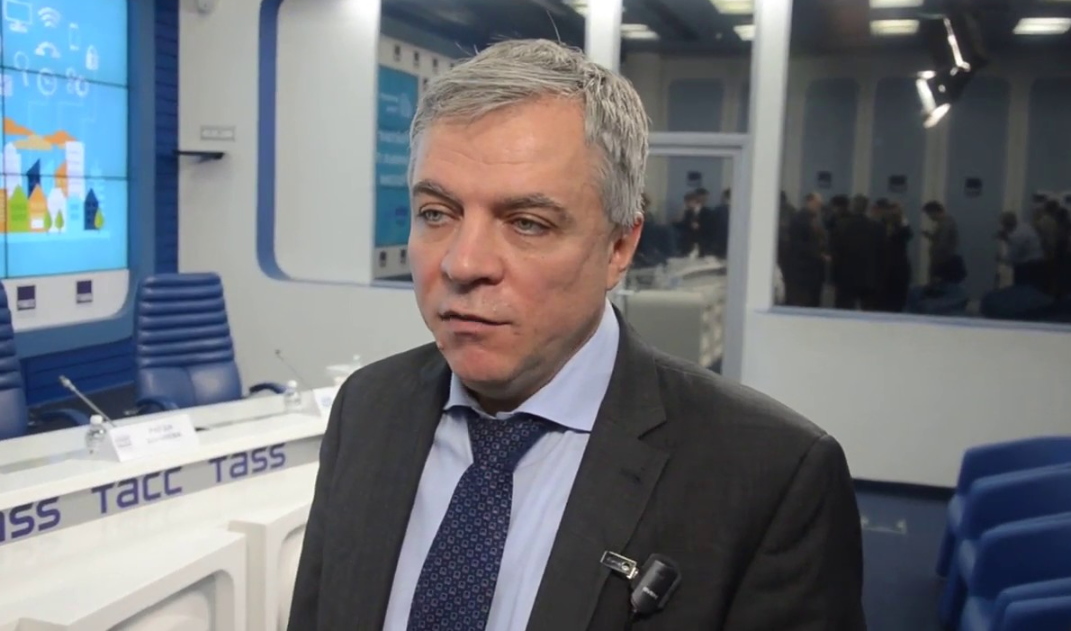 Уште еден руски нафтен тајкун мистериозно падна од балкон