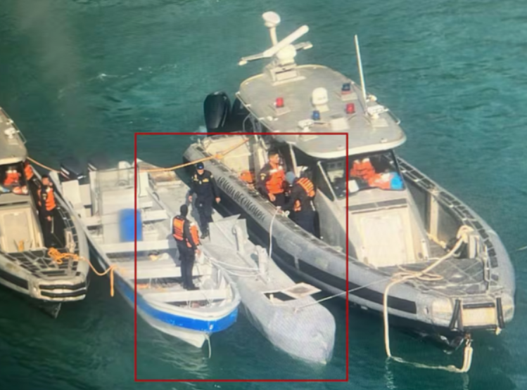 Колумбиската морнарица откри нова технологија за шверц на дрога: Погледнете какво чудо пронајде во Карипското Море