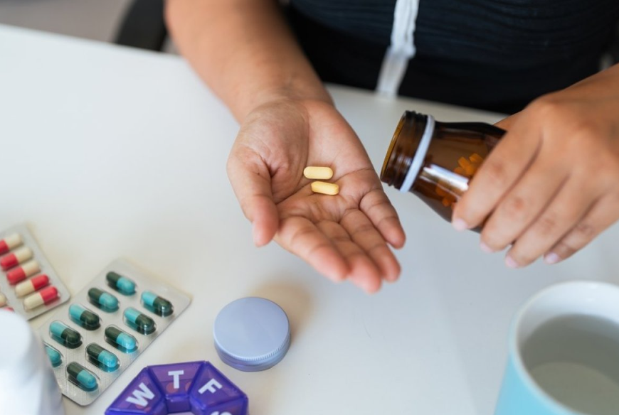 Постарите од 65 години никако не треба да го консумираат овој лек – мислат дека им помага, но всушност ги труе