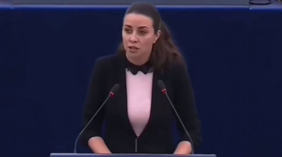 Словенечката европратеничка до колегите: „За да постои македонскиот народ не му треба ваша дозвола“