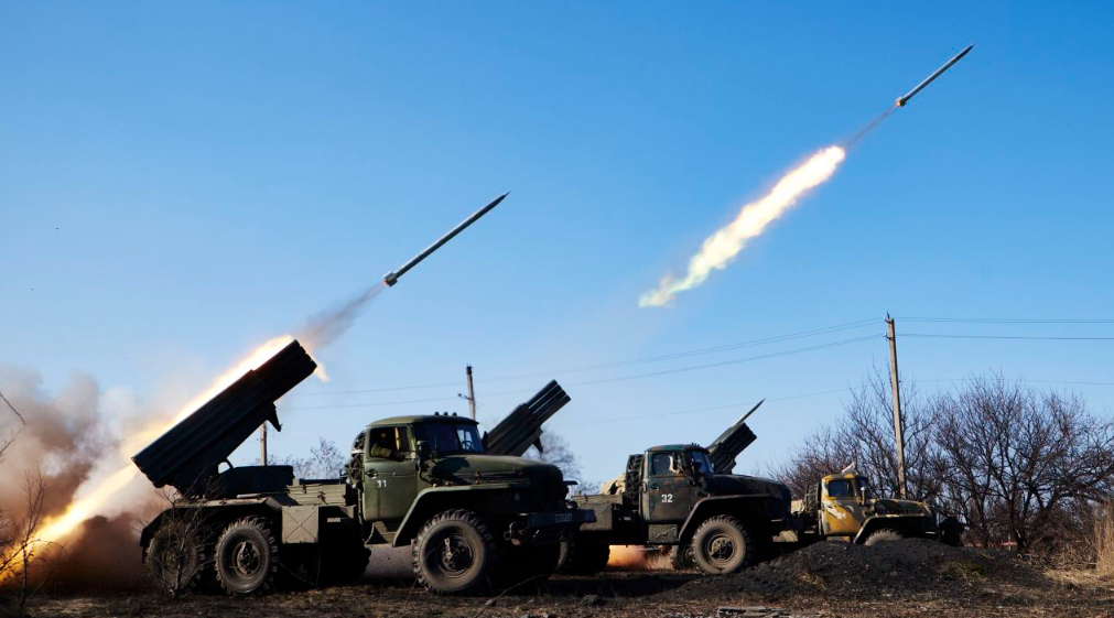 Лоши вести за Путин: Трамп започна со нова испорака на моќно оружје за Украина