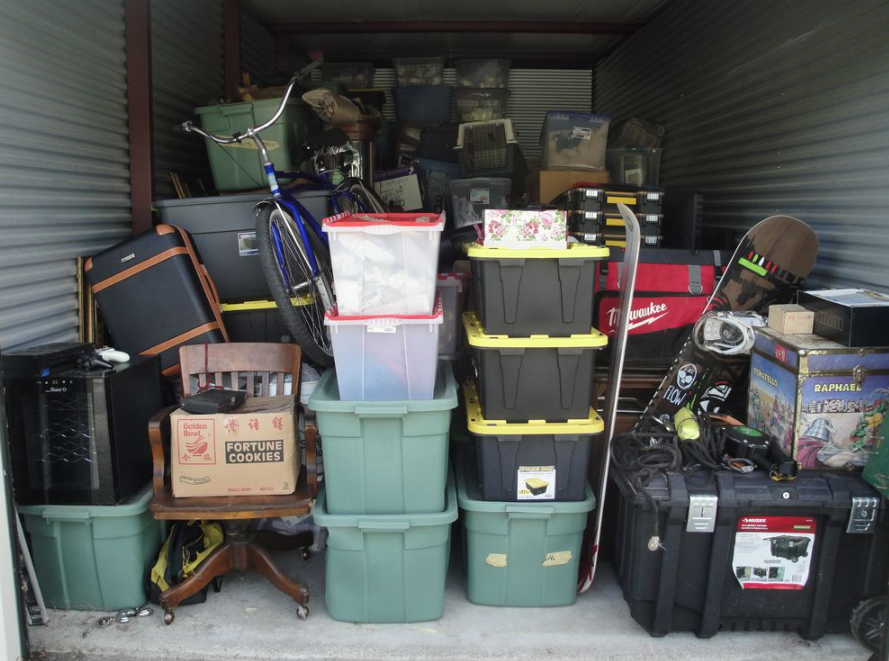 Купил складиште за 1.600, па заработи речиси 70.000 евра: Погледнете што пронајде во напуштениот склад