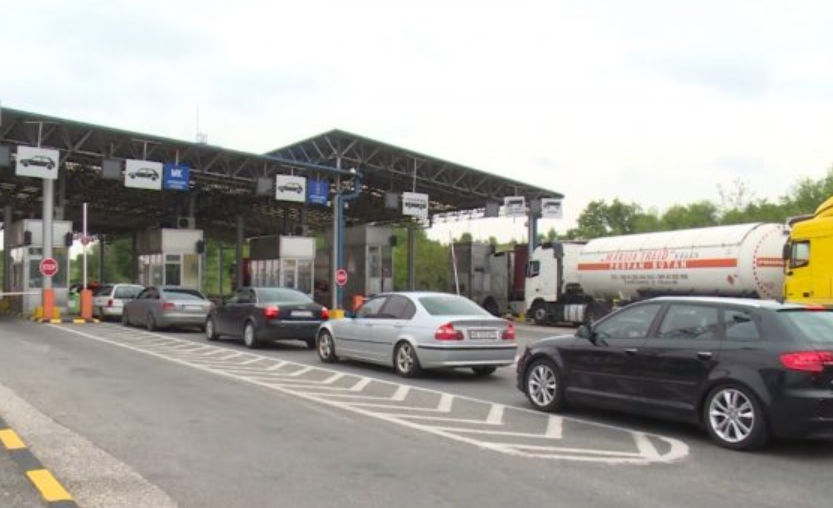 Важни информации за возачите во Македонија: Еве каква е состојбата на патиштата и колку се чека за влез и излез од Македонија