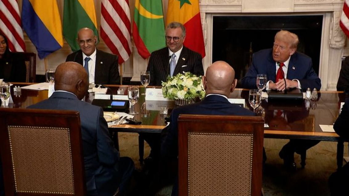 Американскиот претседател Трамп постави прашање и го насмеа светот: Кој очекуваше вакво нешто?