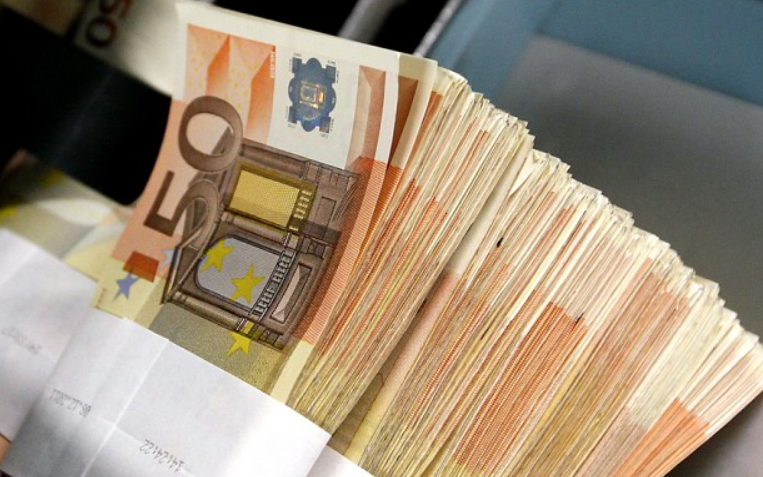 Повеќе од 150 милиони евра од унгарскиот кредит завршиле кај бизнис-секторот, наскоро договори со општините за вториот повик