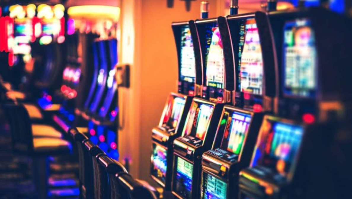 АСОМ со остро предупредување: Новиот закон за игри на среќа ќе остави 10.000 луѓе без работа