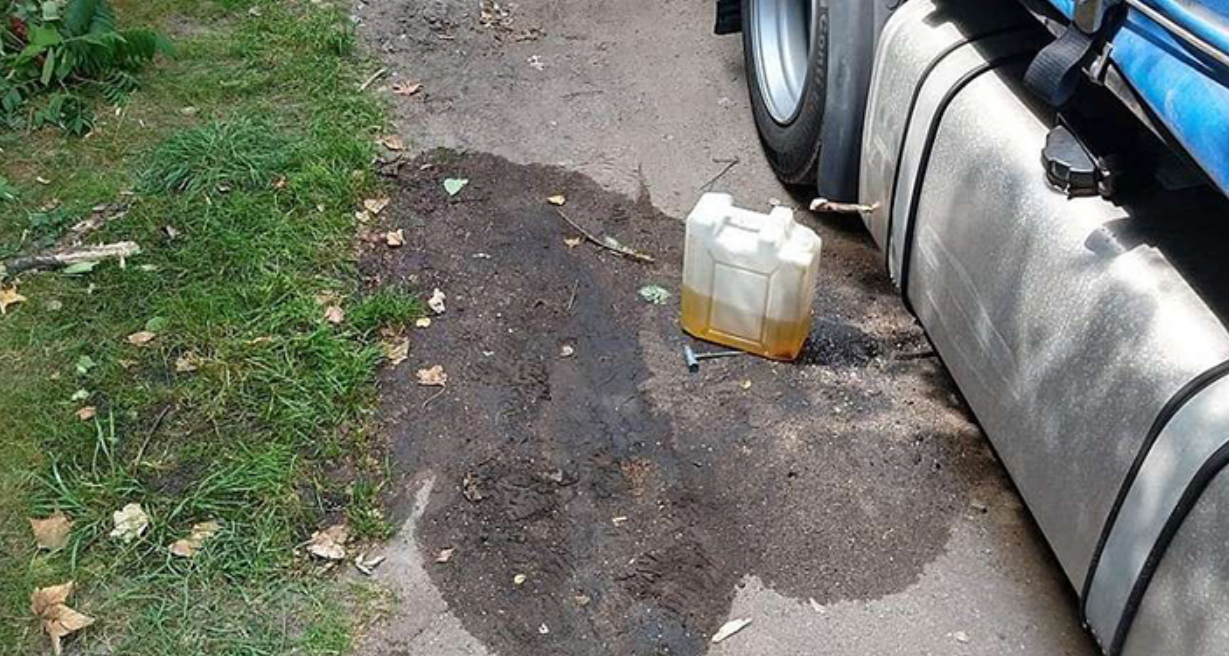 Лишен од слобода возач во јавно претпријатие во Чашка, затекнат е при кражба на нафта од камион на претпријатието