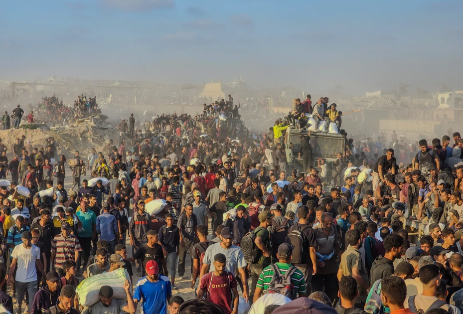 Во израелски напади врз Газа загинаа 41 лице – 29 настрадани во близина на пункт за хуманитарна помош