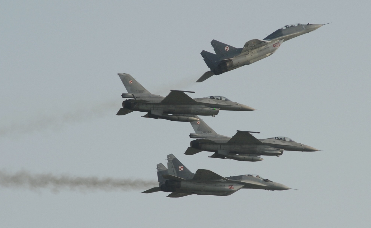 Полска подигна борбени авиони поради руската активност близу границата со Украина