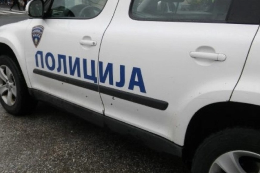 57 годишник се самозадоволувал пред две 24 годишни девојки во Скопје