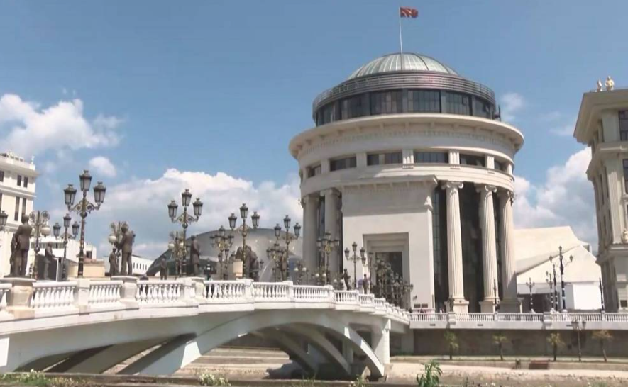 Осомничен за илегална трговија со дрога ја искинал наредбата за претрес во неговиот дом, ОЈО Гевгелија поведе истрага