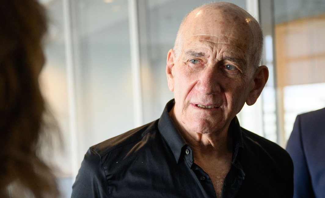 Поранешниот премиер на Израел: Израел е сè поизолиран – она што се случува во Газа наликува на етничко чистење