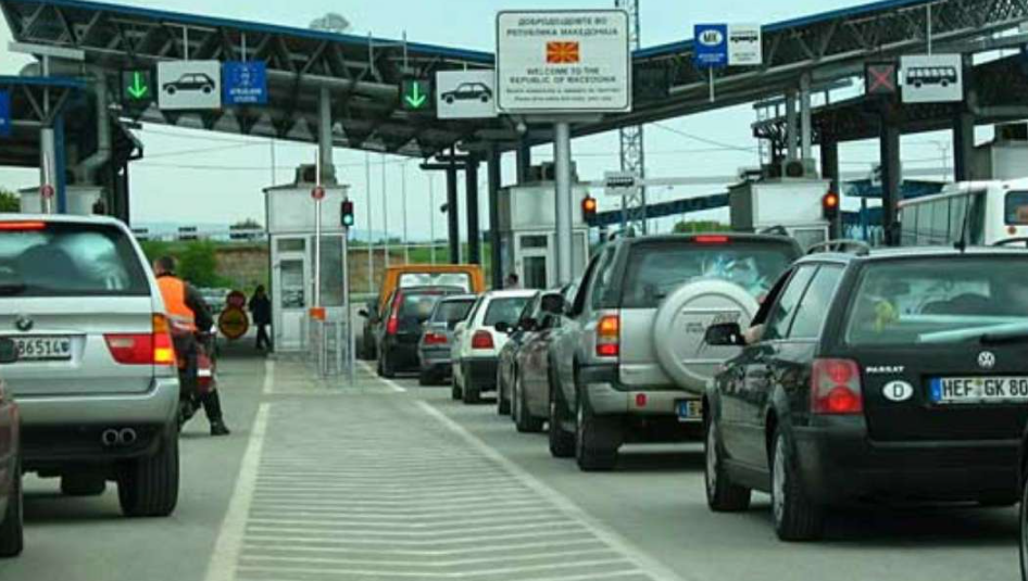 Важни информации за возачите во Македонија: Еве каква е состојбата на патиштата низ Македонија и каде се најголемите гужви