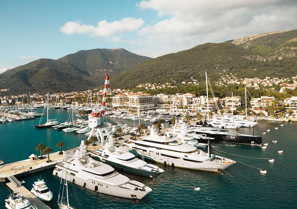 Црна Гора е светски лидер по бројот на милионери кои се доселиле од други земји