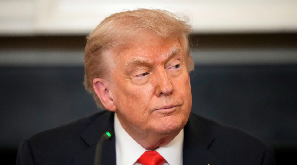 Трамп повторно се предомисли, и тоа за една од најважните работи во неговиот претседателски мандат