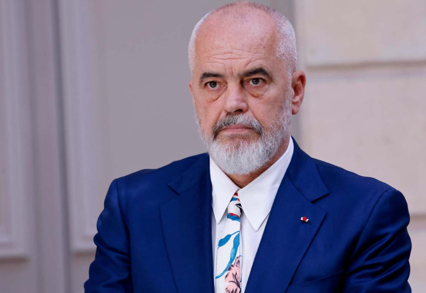 Рама вети дека ќе ги обнови домовите на луѓето кои ги загубиле своите куќи во пожарите