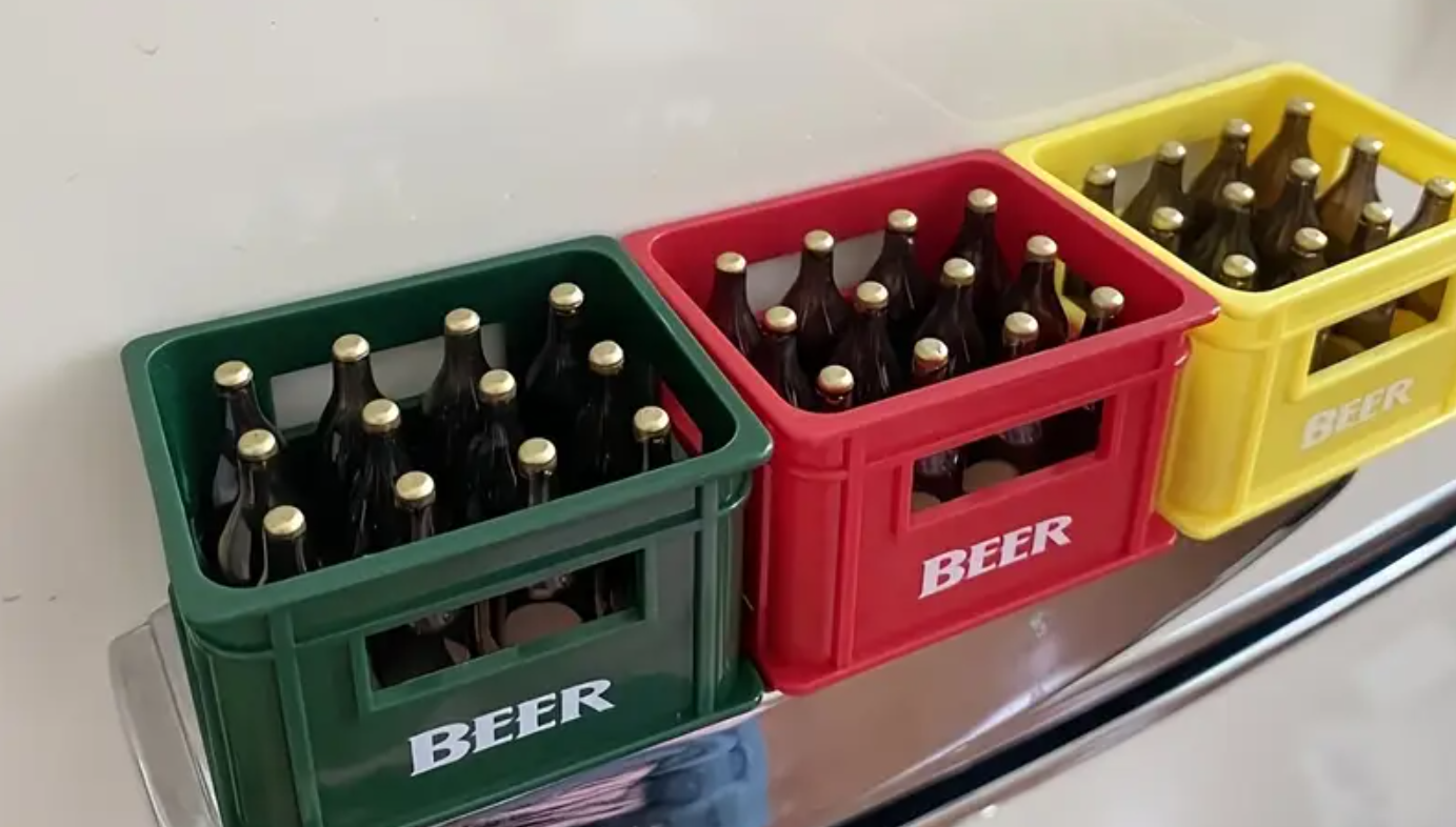 Ја навредувал, а потоа ја удрил со гајба полна со стаклени шишиња