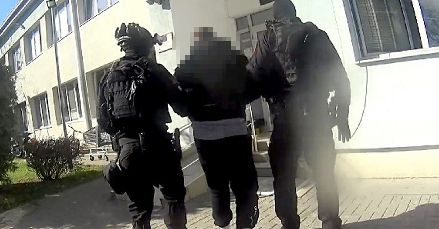 Приведен криминалец од Гостивар за издржување затворска казна од три години