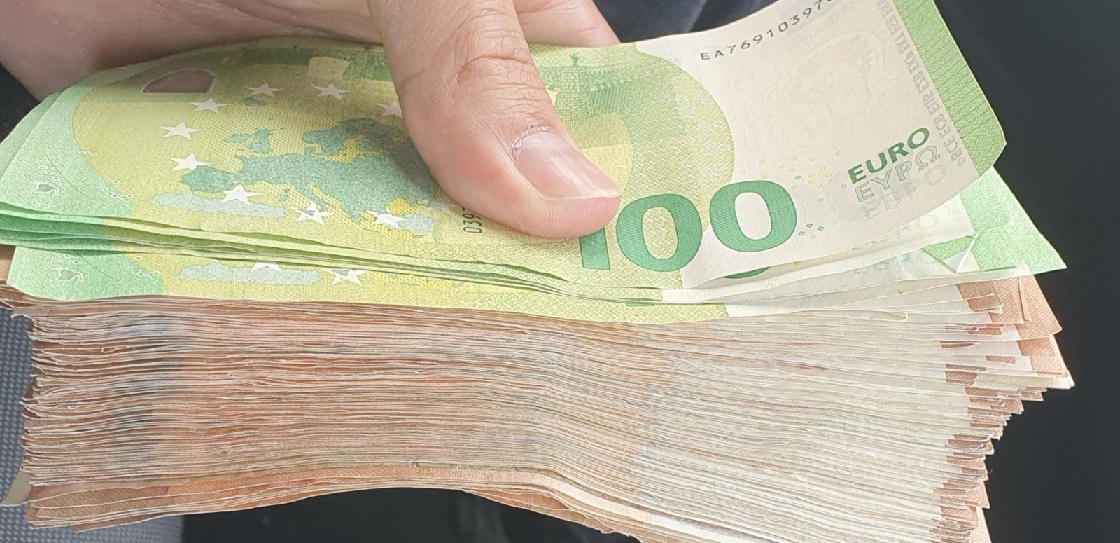 Му земале илјадници евра претставувајќи се како членови на криминална група