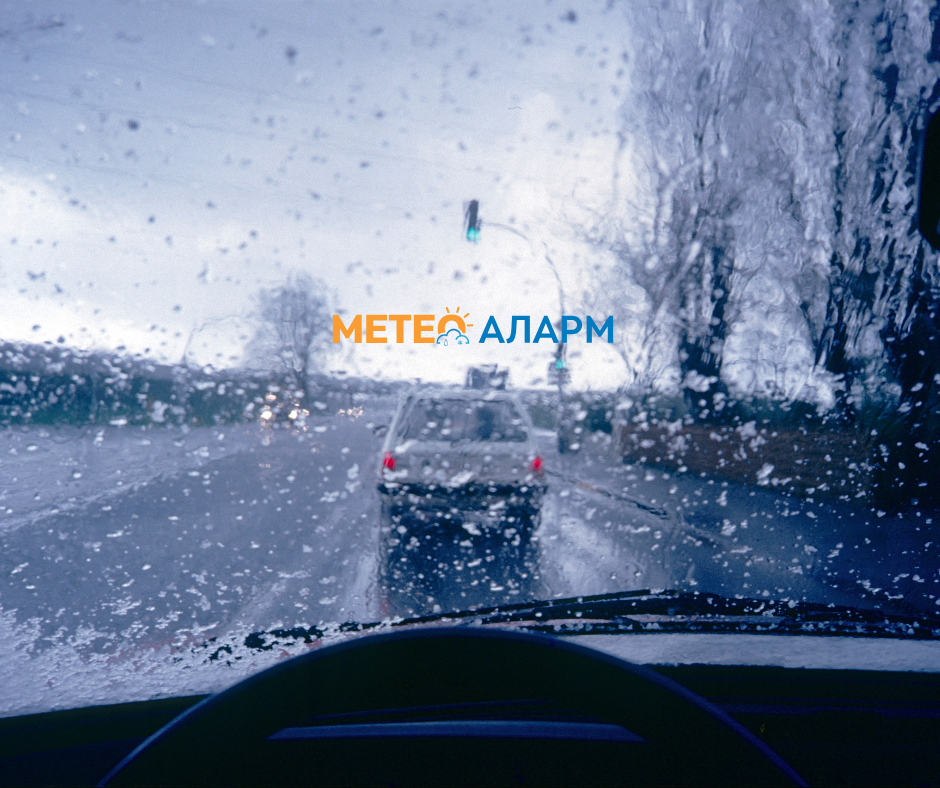 ЦИКЛОН ОД ЏЕНОВА НИ НОСИ ВИСТИНСКА ЕСЕН: Многу дожд и ладно време!