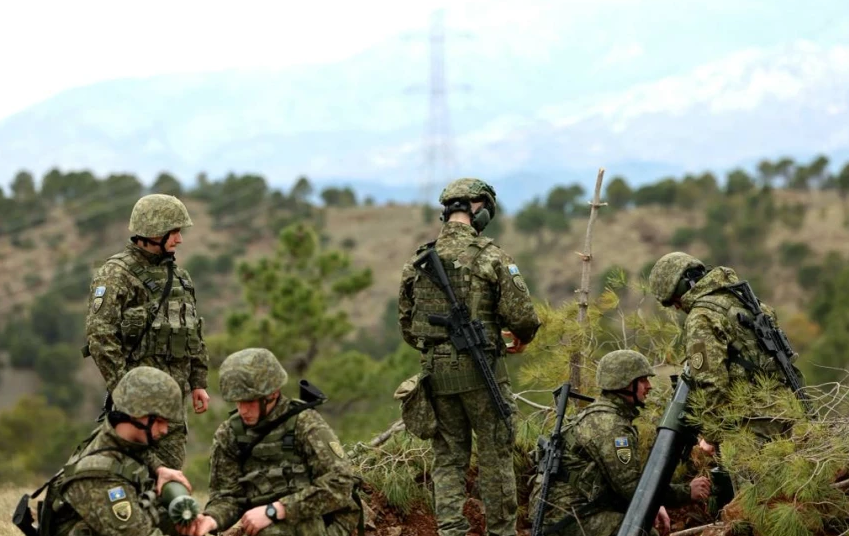 Огромна армија распоредена на границата со Украина