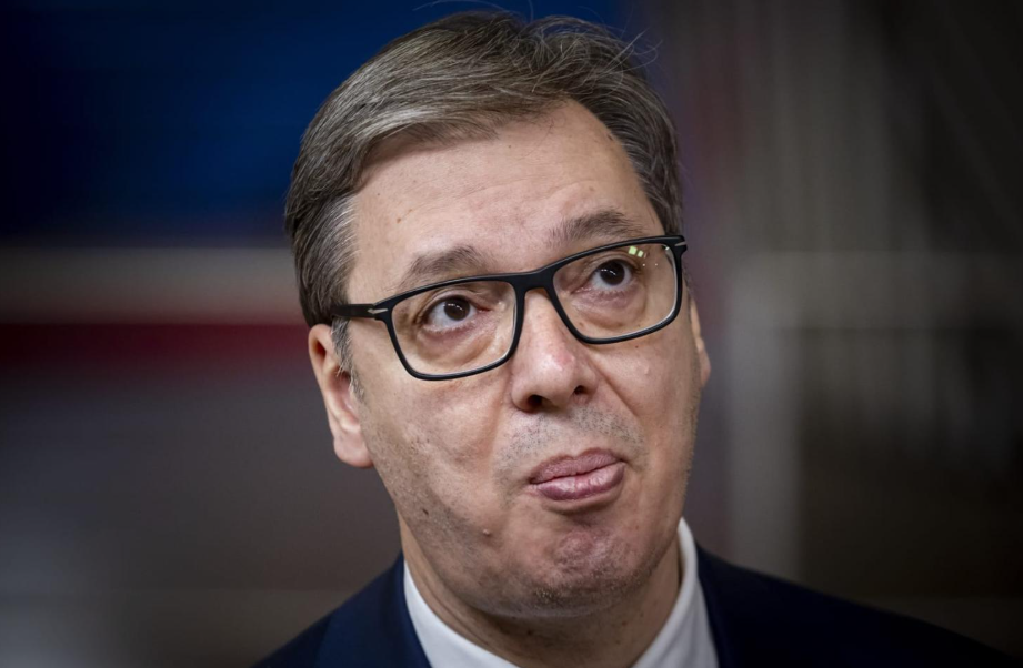 Вучиќ: Згрешив што европратениците ги нареков „олош“, но мислам многу полошо за нив