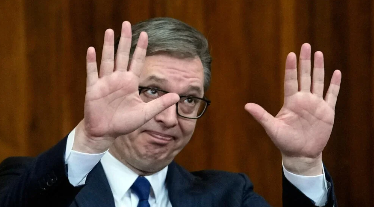 Дел од српската опозиција бара санкции против Вучиќ