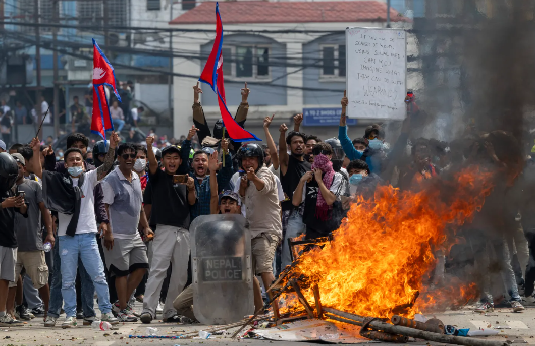 Децата се надеж во светот: Генерацијата З се ослободи од корумпираниот режим и опозиција, но им одржа и лекција на сите светски лидери