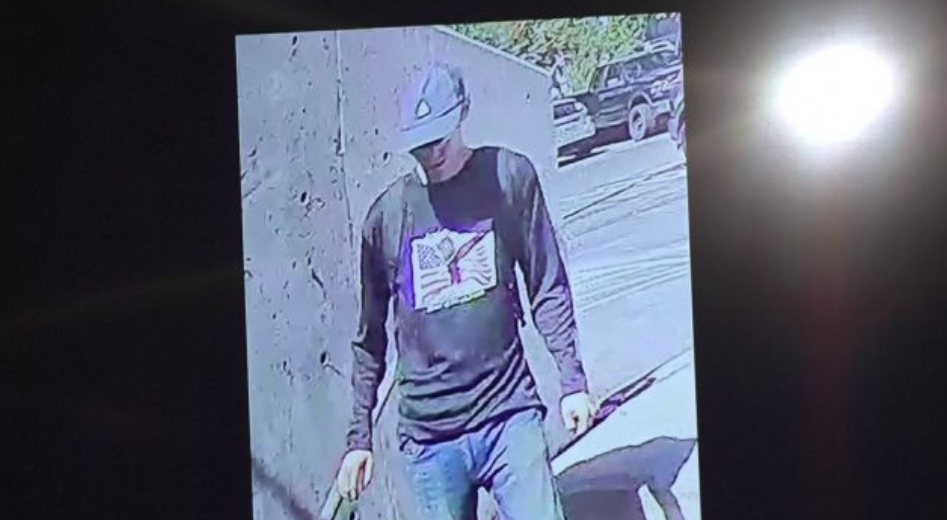 Во САД се трага по убиецот на Чарли Кирк