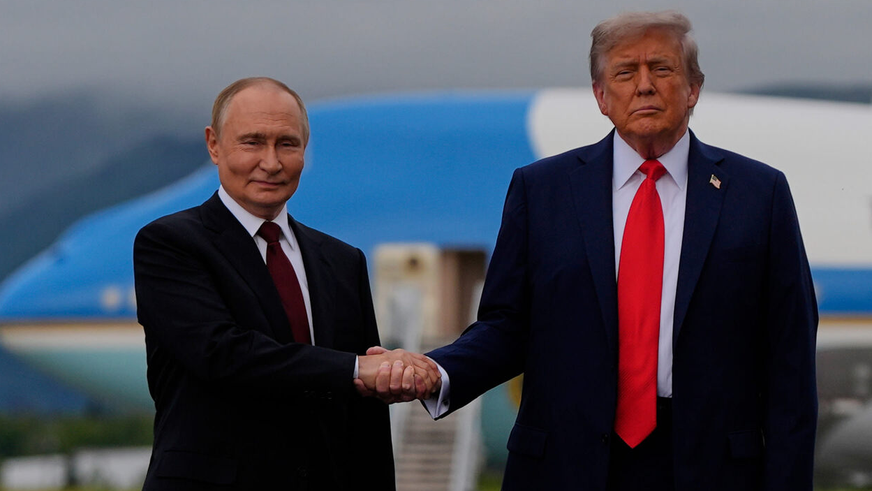 Полскиот министер Сикорски: „Путин се потсмева на Трамп, време е тој да сфати“