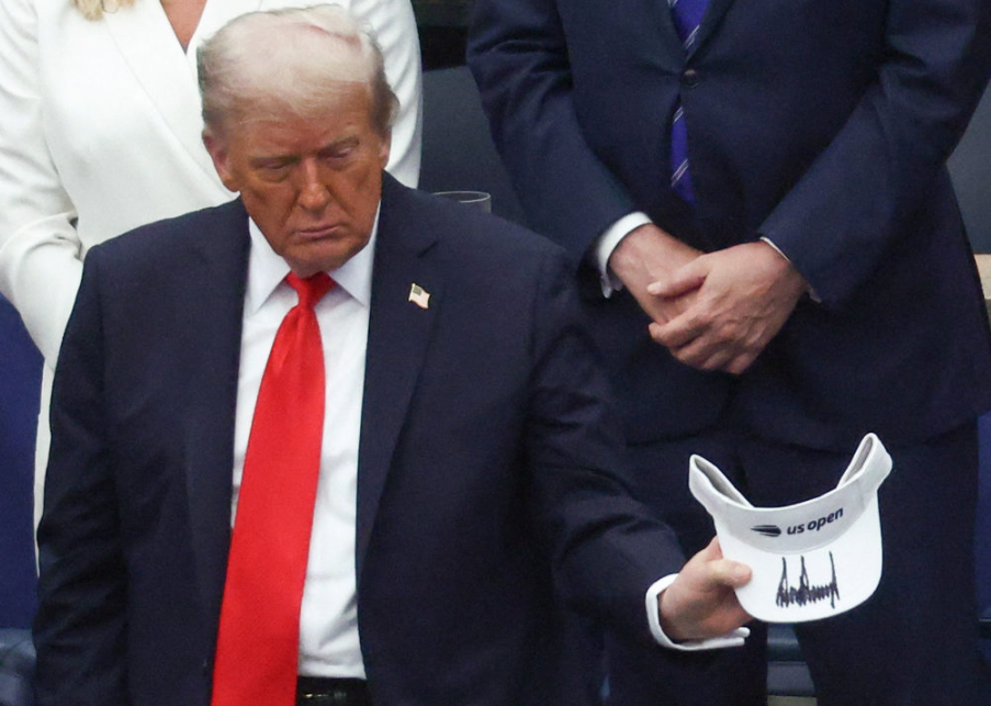 Трамп: Зеленски и Путин се мразат толку многу што не можат да дишат, јас ќе морам да ги зближам