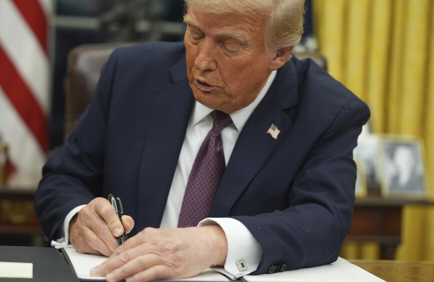 Трамп поднесува тужба од 15 милијарди долари против „Њујорк Тајмс“