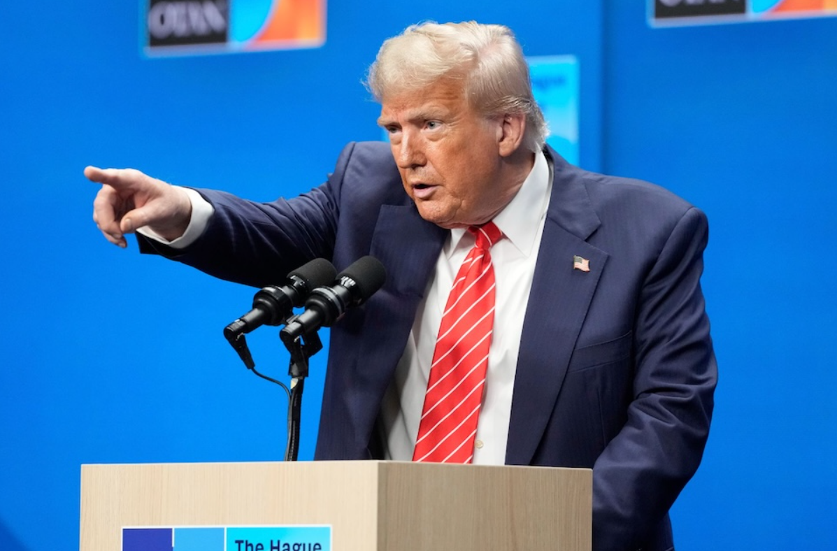 Лари Елисoн: Тајниот претседател во сенка кој владее со Америка