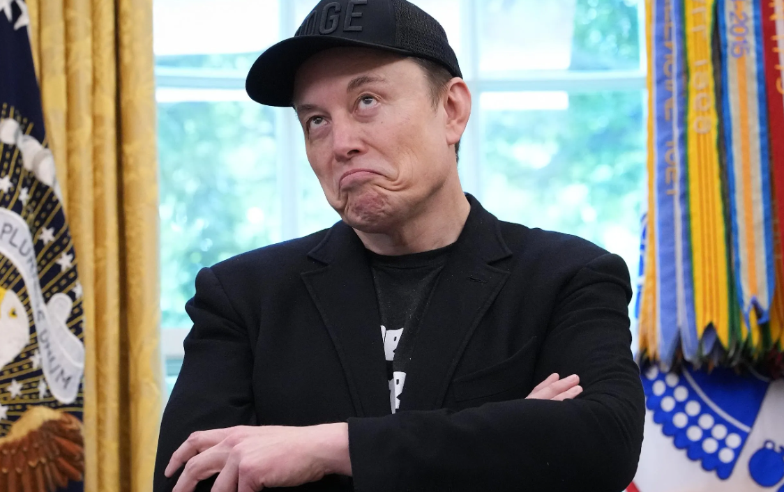 Илон Маск прв човек со богатство од 500 милијарди долари