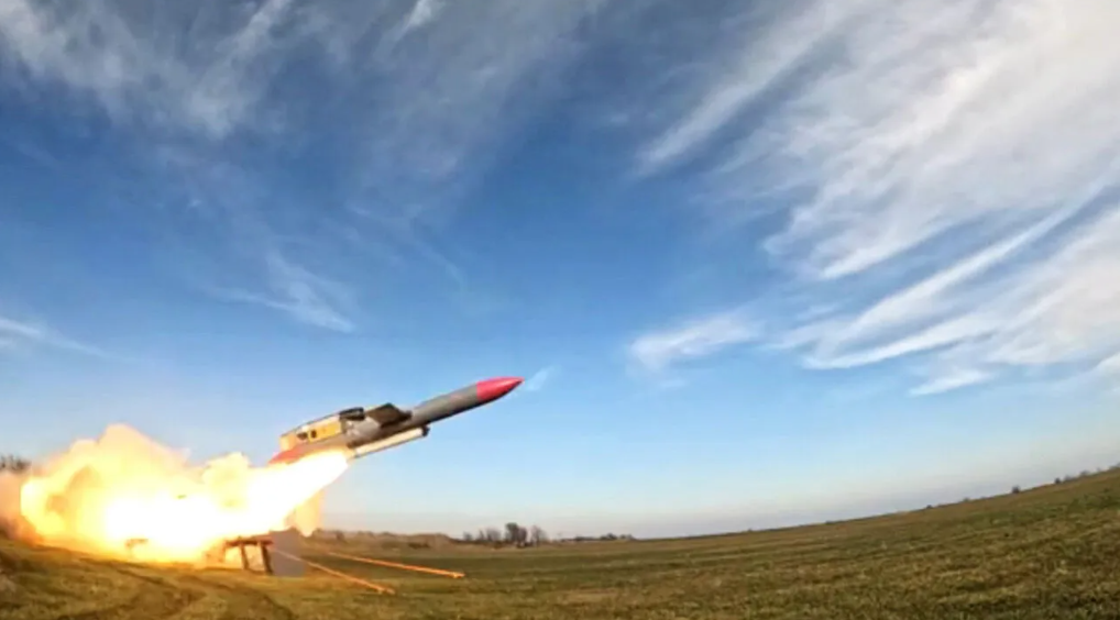 Пристигна пеколот за Русите – Украинците ја лансираа “Фламинго”