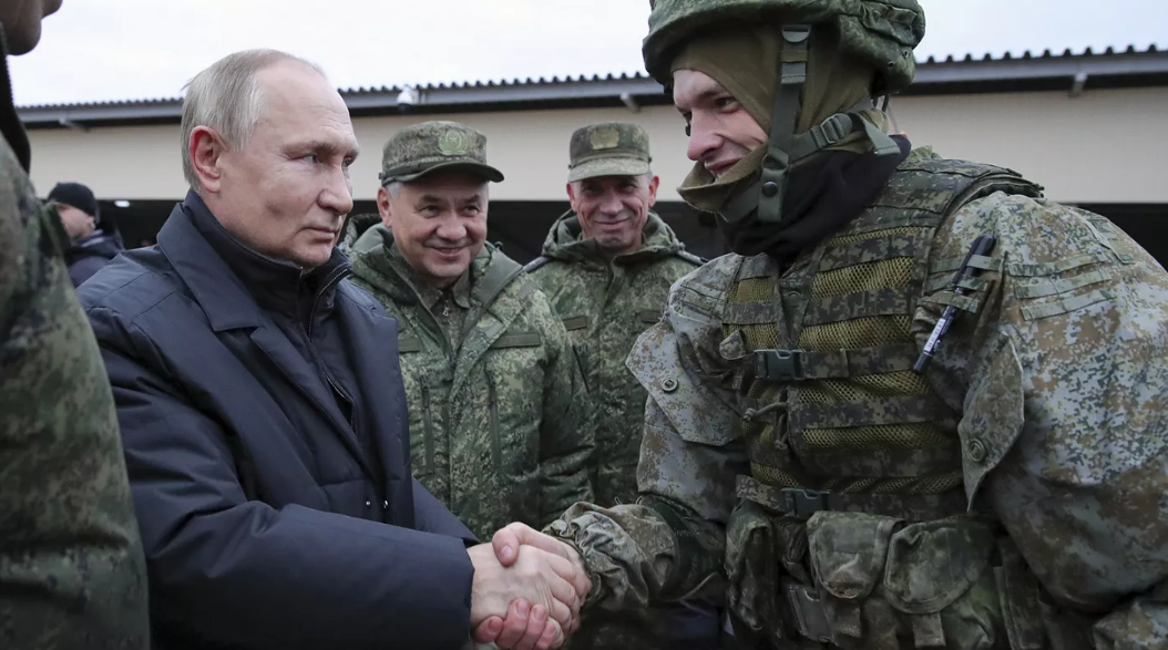 Европски функционер: Кремљ размислува за напад врз НАТО