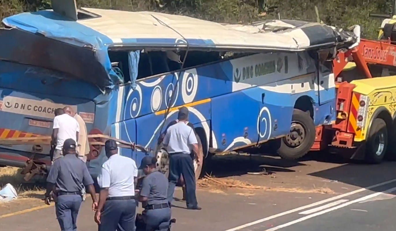 Во автобуска несреќа во Јужна Африка загинаа 42 лица