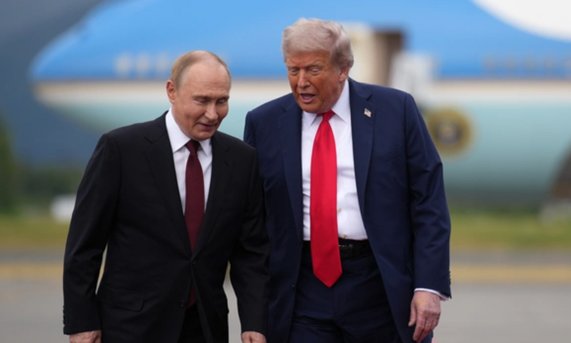 Трамп за првпат воведе санкции против Русија – на удар „Роснефт“ и „Лукоил“