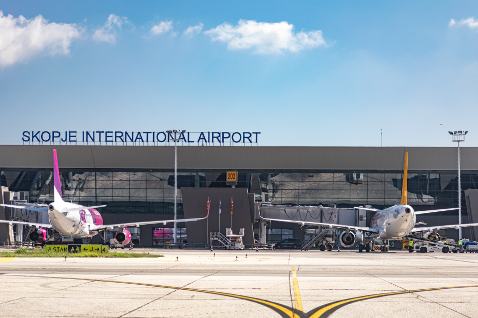 Скопскиот и белградскиот аеродром со најголем раст на патници оваа зима
