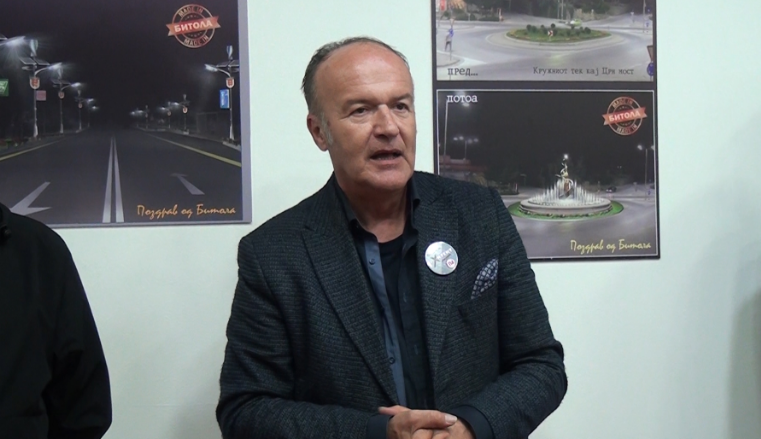 Николовски ја отвори изборната канцеларија на Широк Сокак со порака за „архитектура на Битола“