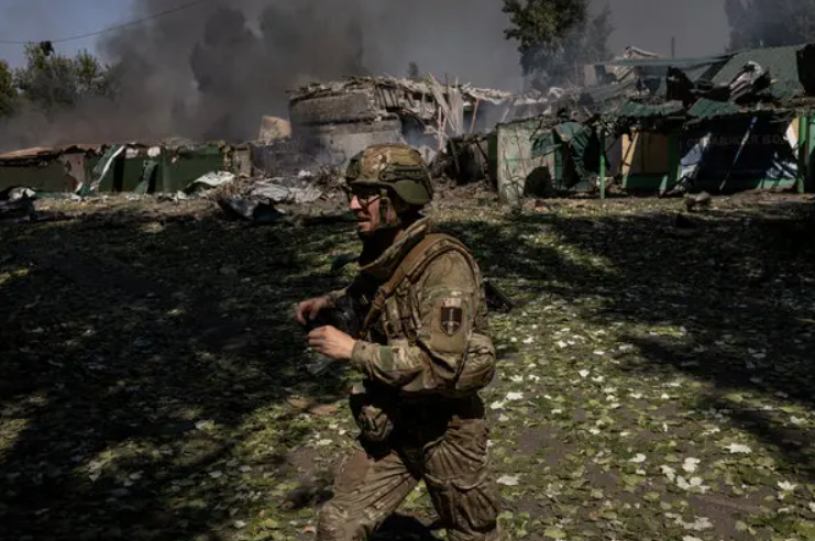 Покровск пред целосен пад: На руските сили им се отвора пат кон Краматорск и Славјанск