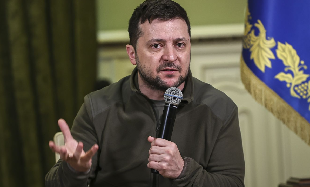 Зеленски: Русија ја нападна Украина со повеќе од 450 дронови и 45 ракети, меѓу повредените има и деца