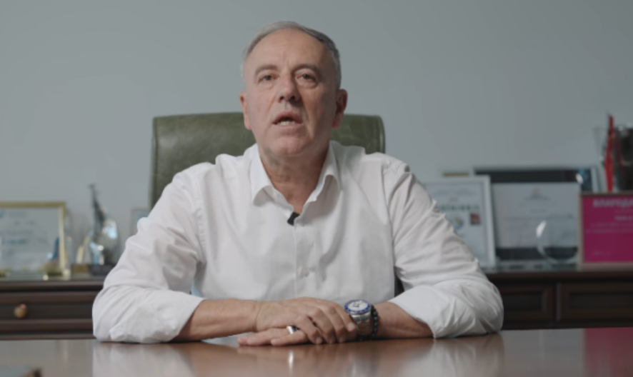 Кој е Менди Ќира, новиот градоначалник на Струга?